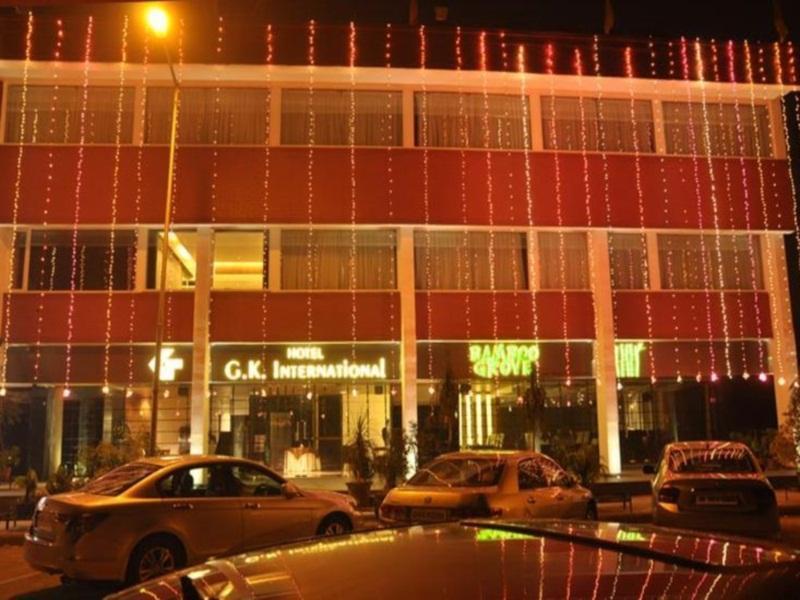 Hotel Gk International Chandīgarh Dış mekan fotoğraf